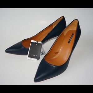 Zara Basic Navy Blue Heels Size 9